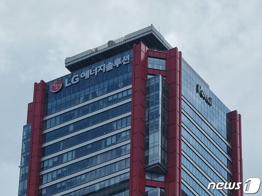 2026100809101023307_00_929.jpg